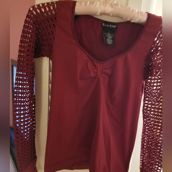 Bebe Burgundy Top sz. M - Picture 4 of 5